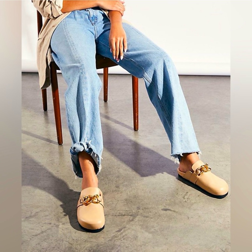 Alohas x Free People Fireplace Chain Clog – Bone Beige | Size 8 | Made in Spain - Picture 8 of 9